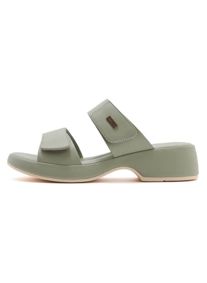 222-4 New  Spring And Summer Leisure Velcro Non-slip Seaside Beach Wedge Plus Size Slippers