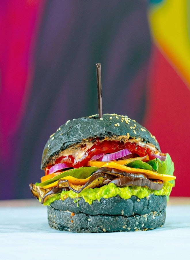 بامبو إم إن - أعواد بلاستيكية مثلثة الشكل لتزيين الفواكه والمقبلات والكوكتيلات، 3.5 بوصة (9 سم) - أسود - 300 قطعة - Image 2