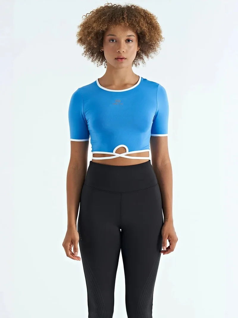تومي لايف TOMMY Elastic Crop T-Shirt with Crew Neck