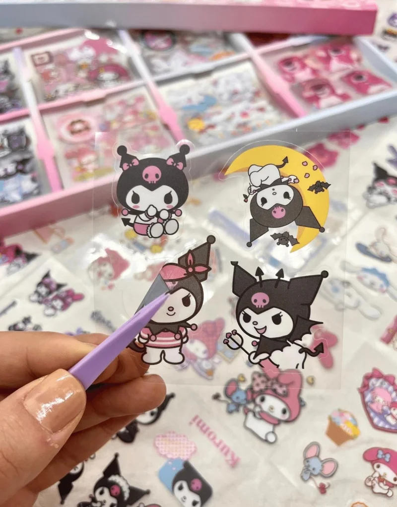 Kağıt Gemi Dükkan Sanrio Kuromi My Melody Cinnamoroll Cute Bear Patterned 8 Sections 400 Sheets Transparent Pet Sticker Set