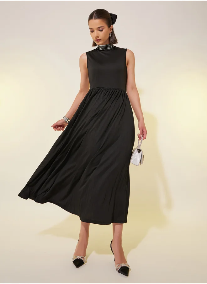ستايلي Embellished Trim Sleeveless Pleated A-Line Midi Dress