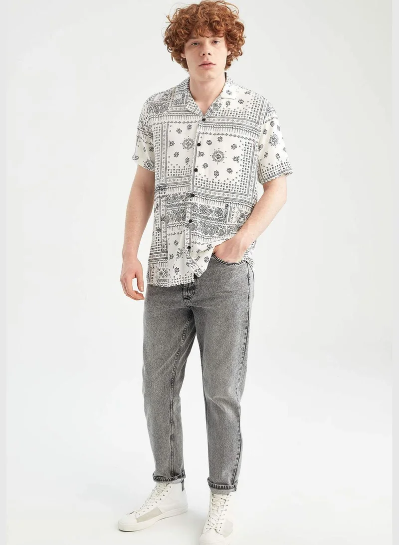 DeFacto Regular Fit Short Sleeve Ethnic Print Viscose Shirt