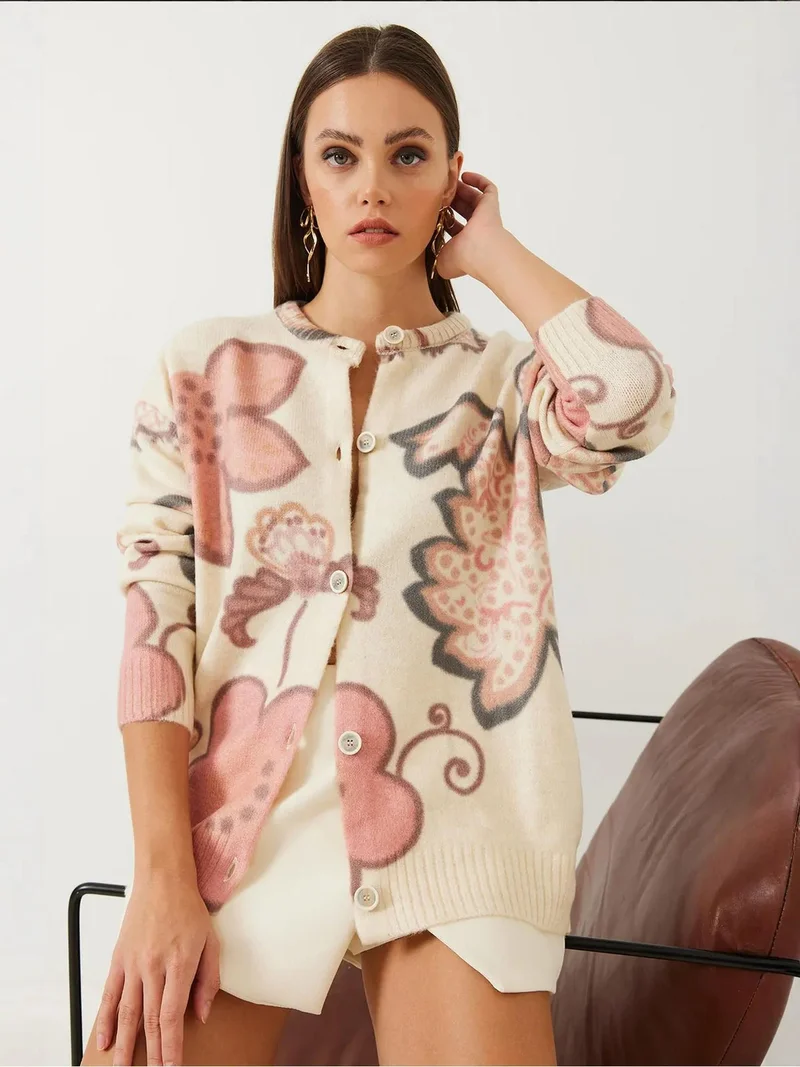 Bianco Lucci LUCCI Textured Flowering Knitwear Cardigan with Buttons