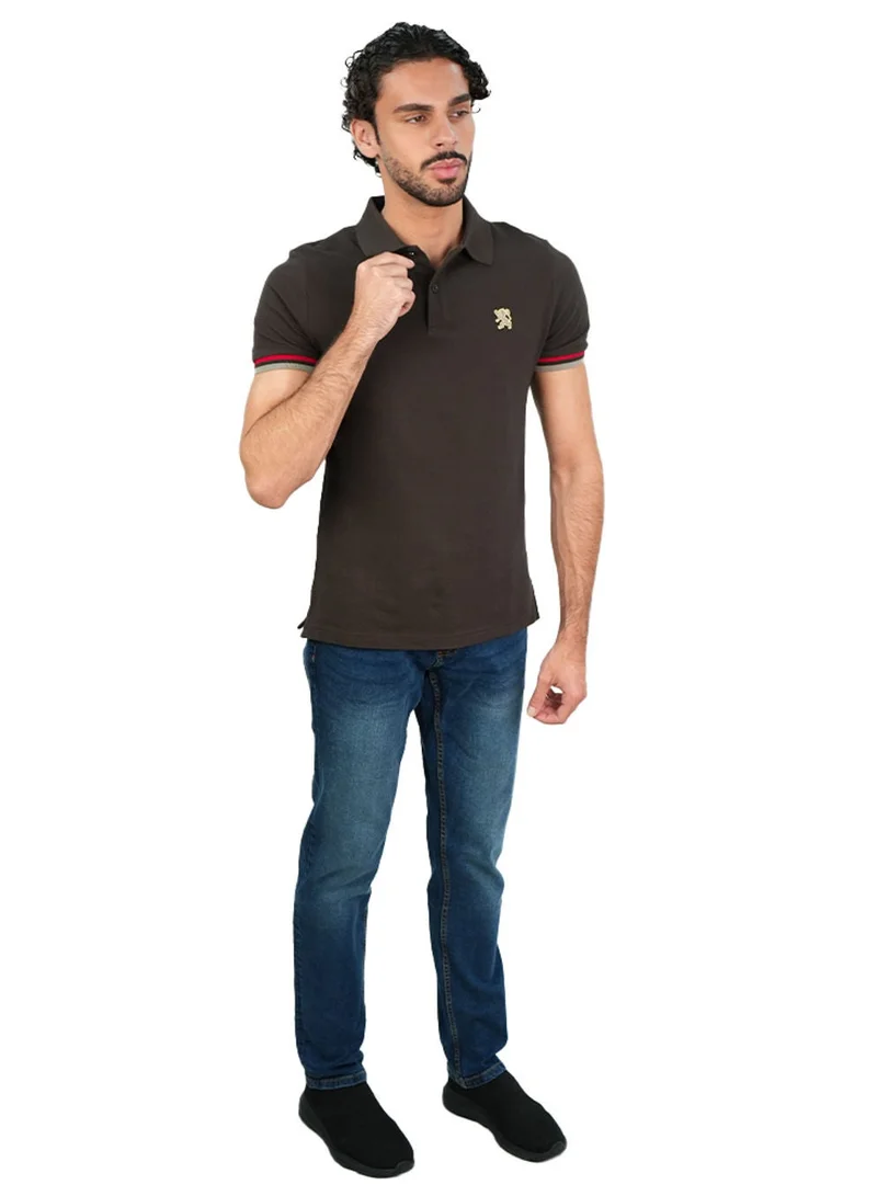 GIORDANO Men’s Cotton Slim Performance Polo with Small Lion Embroidery