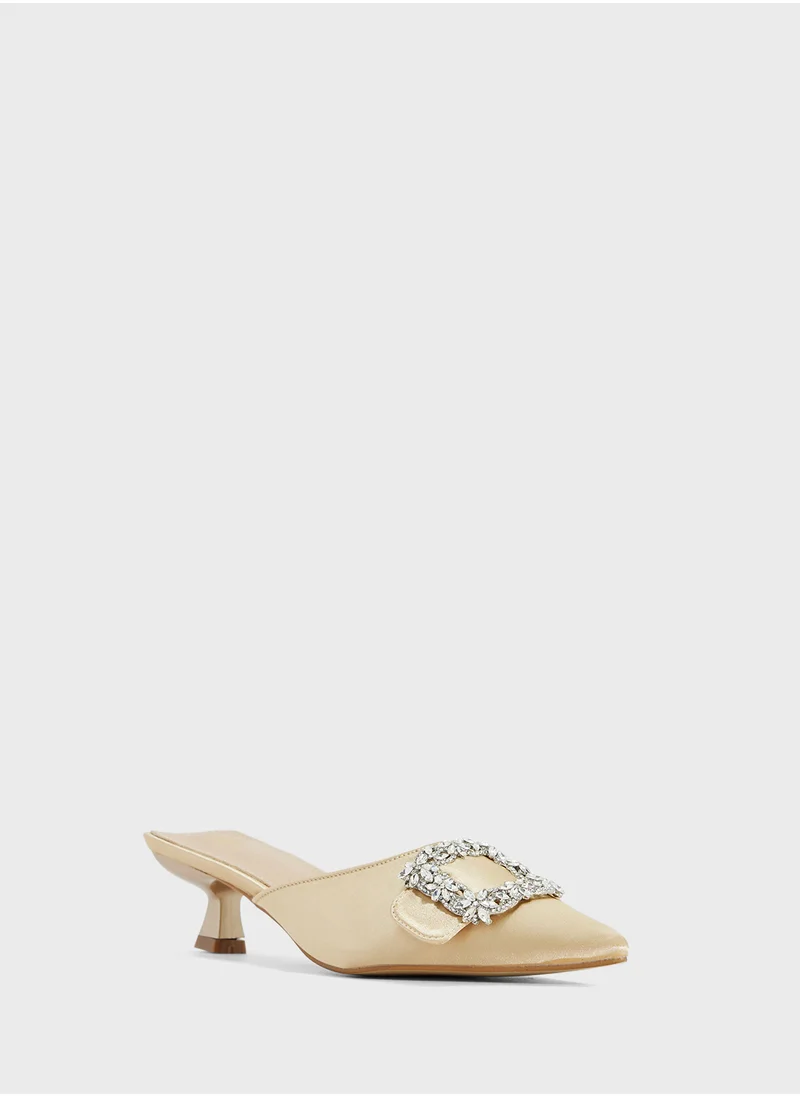 ايلا Slip On Heeled Pump Diamante Buckle