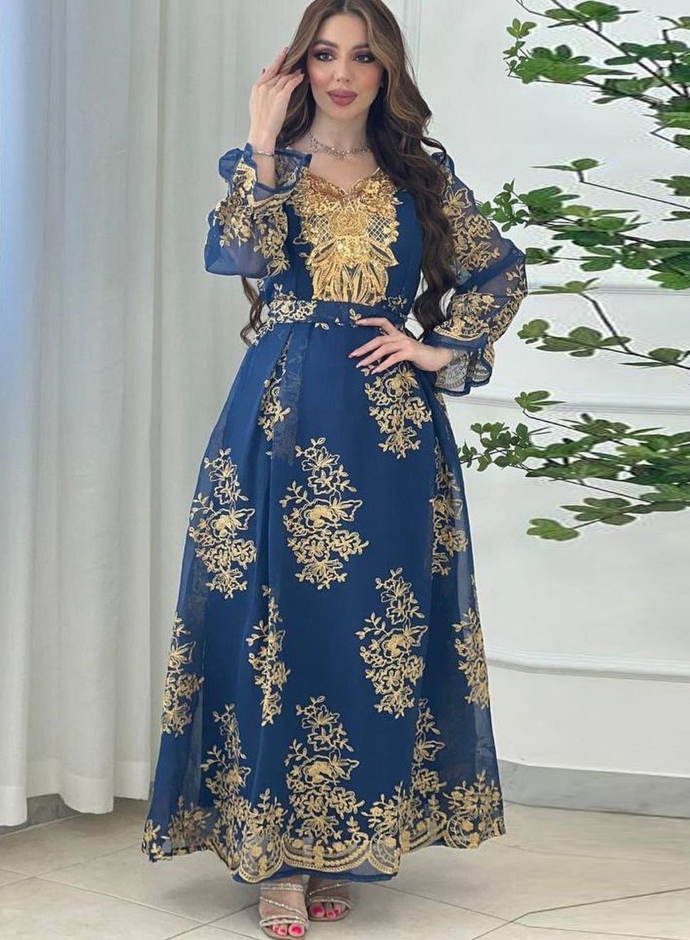 Dubai embroidery beautiful Moroccan caftan sacrifi...