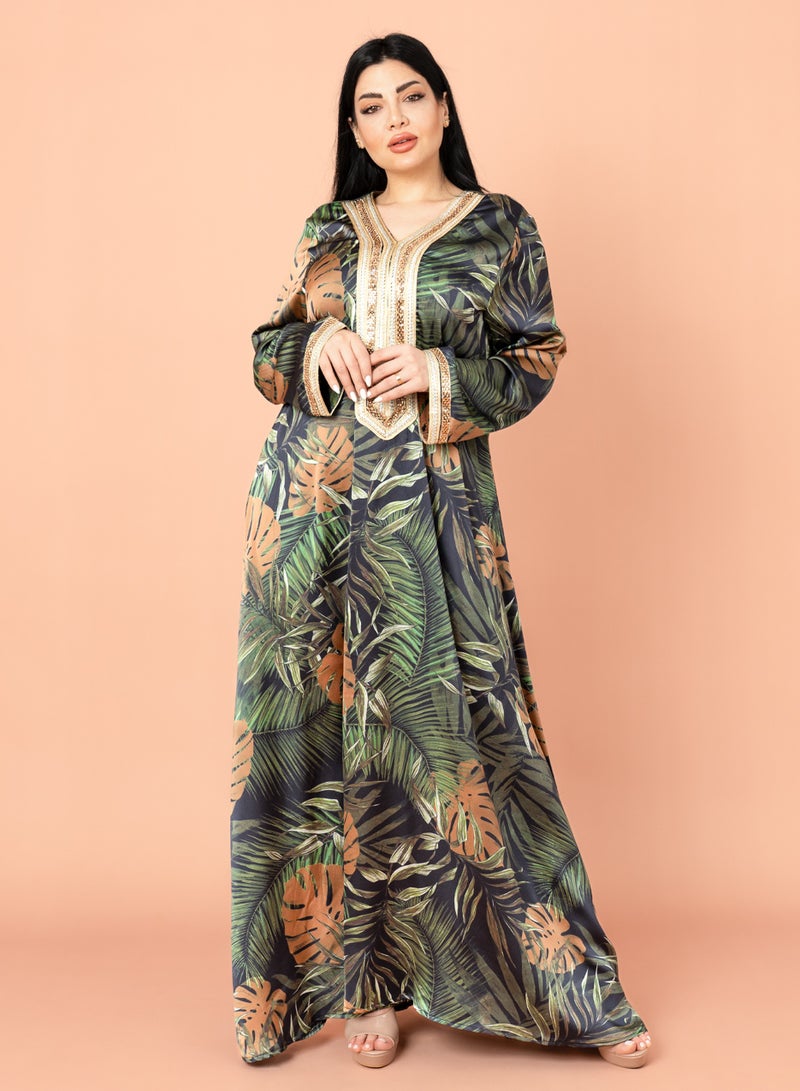 اكسا جلابية مطرزة نقوش شجر اخضر - Image 1