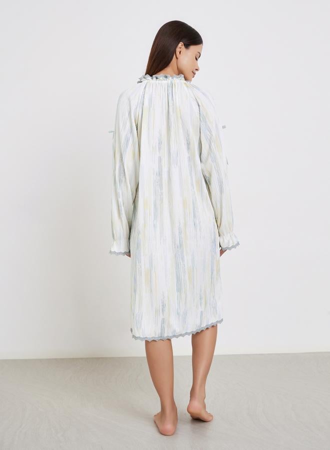 تايك تو قميص نوم مطبوع بأكمام طويلة وتفاصيل دانتيل - Image 4