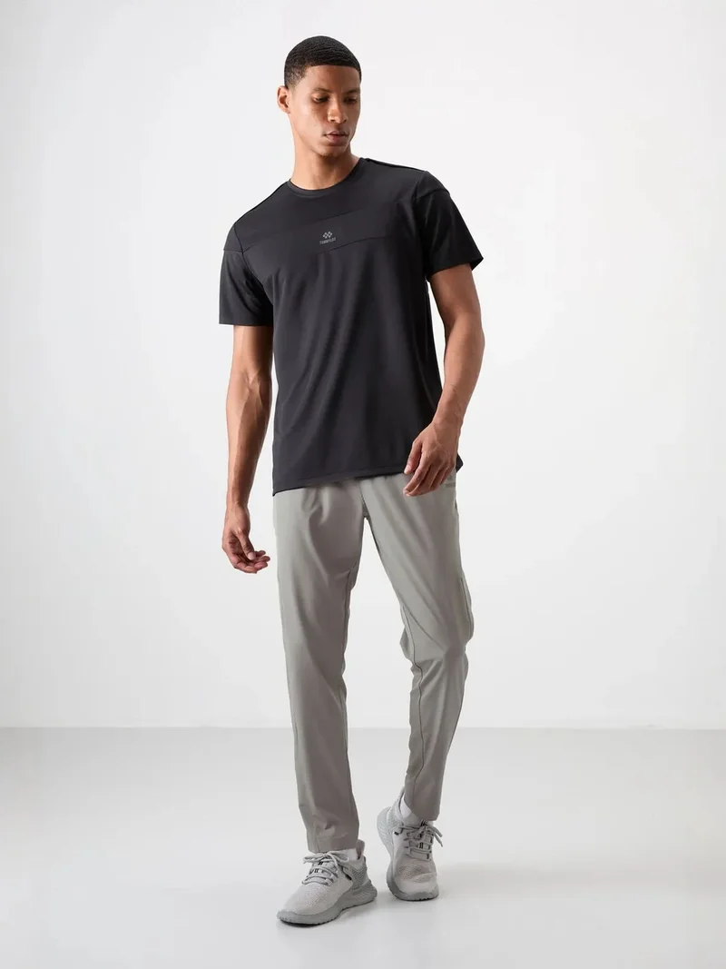 تومي لايف TOMMY Men's Straight-leg Seamless Sweatpants
