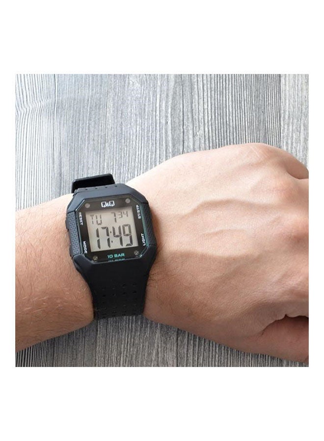 كيو آند كيو ساعة يد من المطاط رقمية M158J004Y - Image 2