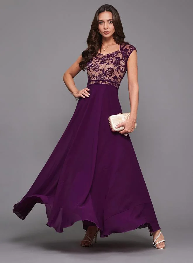 ستايلي Lace Bodice Maxi Dress
