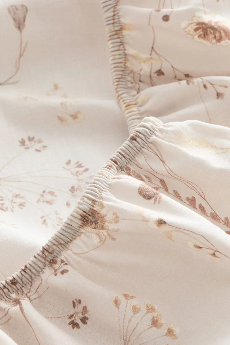 H&M Patterned cotton fitted sheet