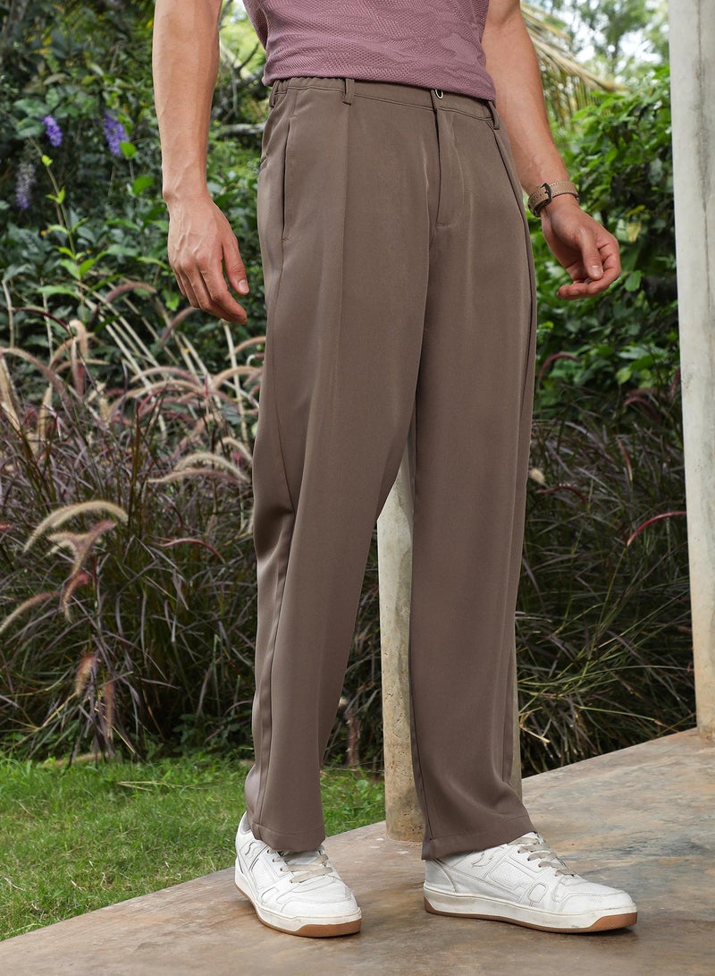 Campus Sutra Campus Sutra Men's Chocolate Brown Straight-Fit Pleated Tailored Trousers For Casual Wear | Mid-Rise | Straight Fit Fit | Button Closure | Trousers Crafted With Comfort Fit For Everyday Wear - Image 3