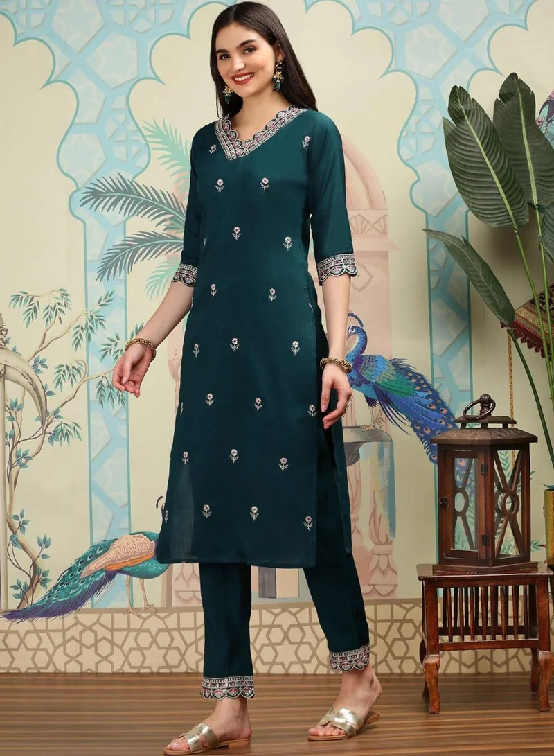 ISHIN Women's Green 100% Viscose Embellished Tunic Full Length Casual Straight Fit Kurta Set