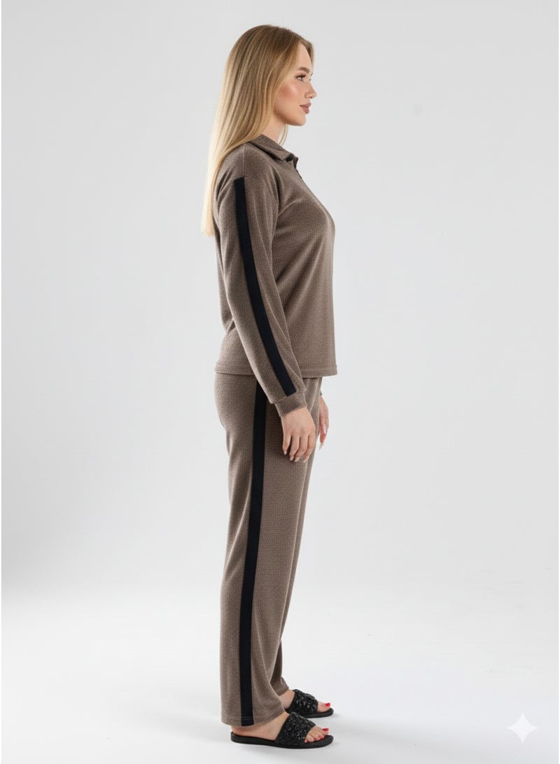 زيكوتكس  طقم بيجامة نسائي قطعتين خامة ميلتون ناعمة - بلوزة بسحاب نصفي وبنطلون - لون بني (كاكاو). - Image 3