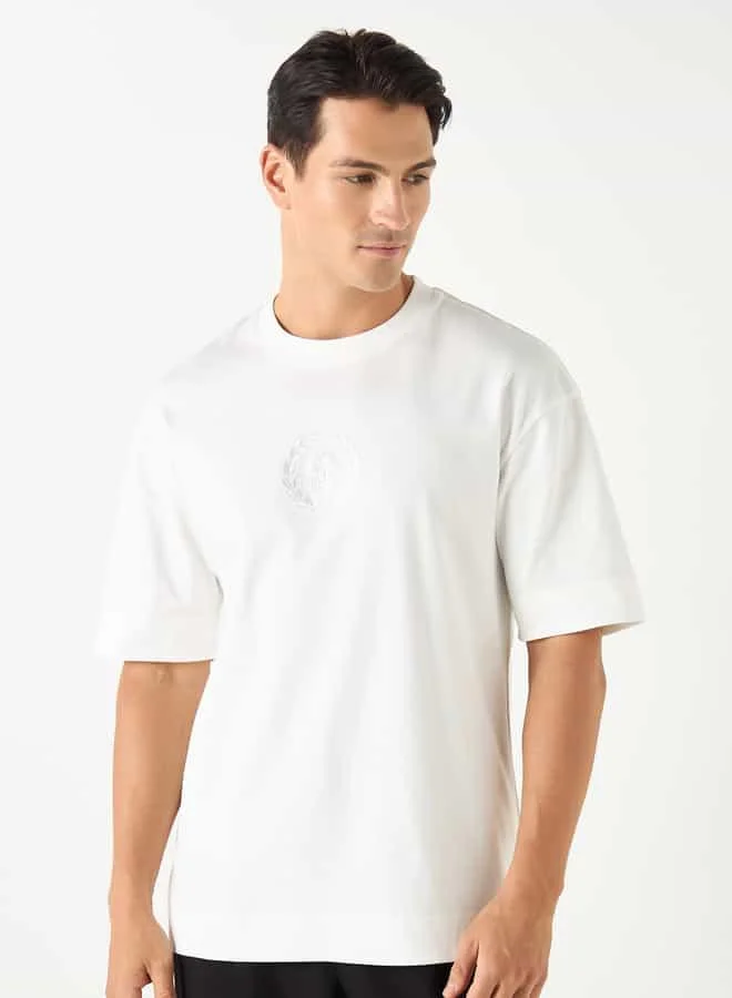Emperor Emperor Logo Embroidered T-shirt with Short Sleeves and Crew Neck