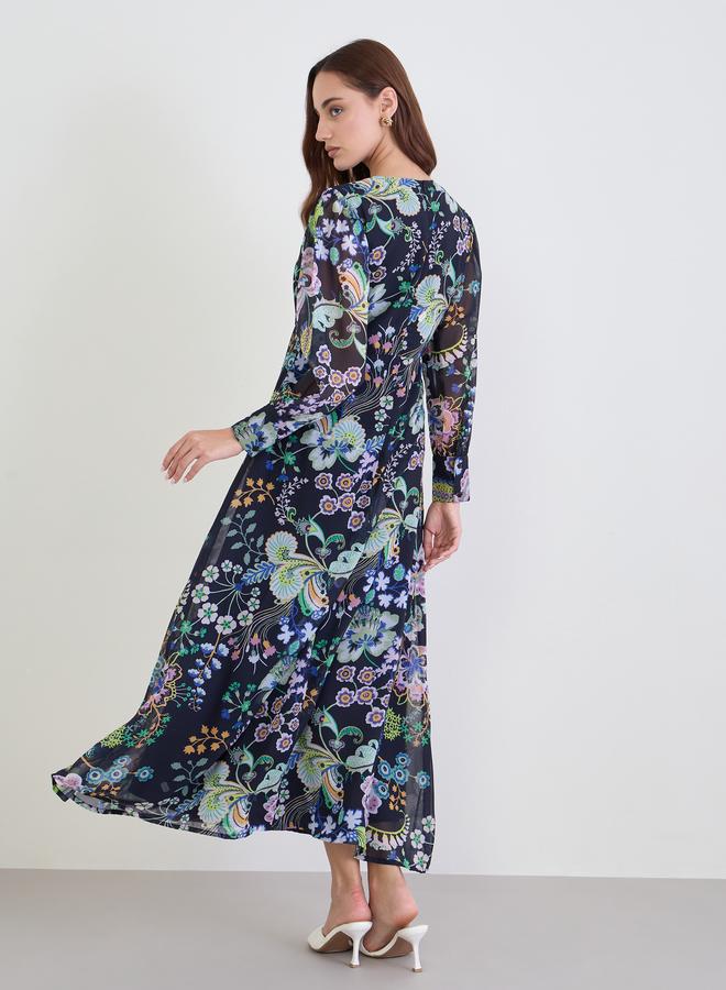 ستايلي فستان طويل مطبع بزهور ومزين بكسرات مطوية - Image 4