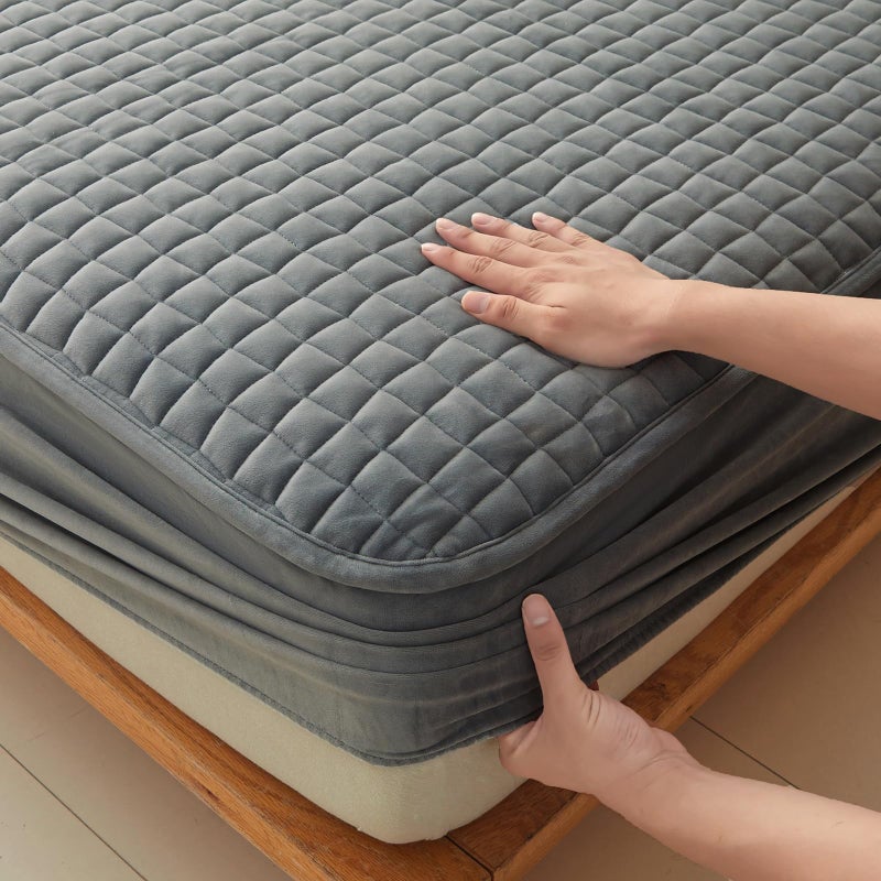 LweiPsqLin Quilted Flannel Fitted Sheets,Soft Flannel Fleece Mattress Top- Suitable for Fall and Winter,Fitted Deep Pocket Up to 15''. (Gray, Queen) - Image 4