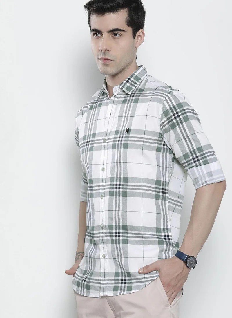 ذا انديان كراج كو Men Regular Fit Checkered Full Sleeves Cutaway Collar Casual Shirt