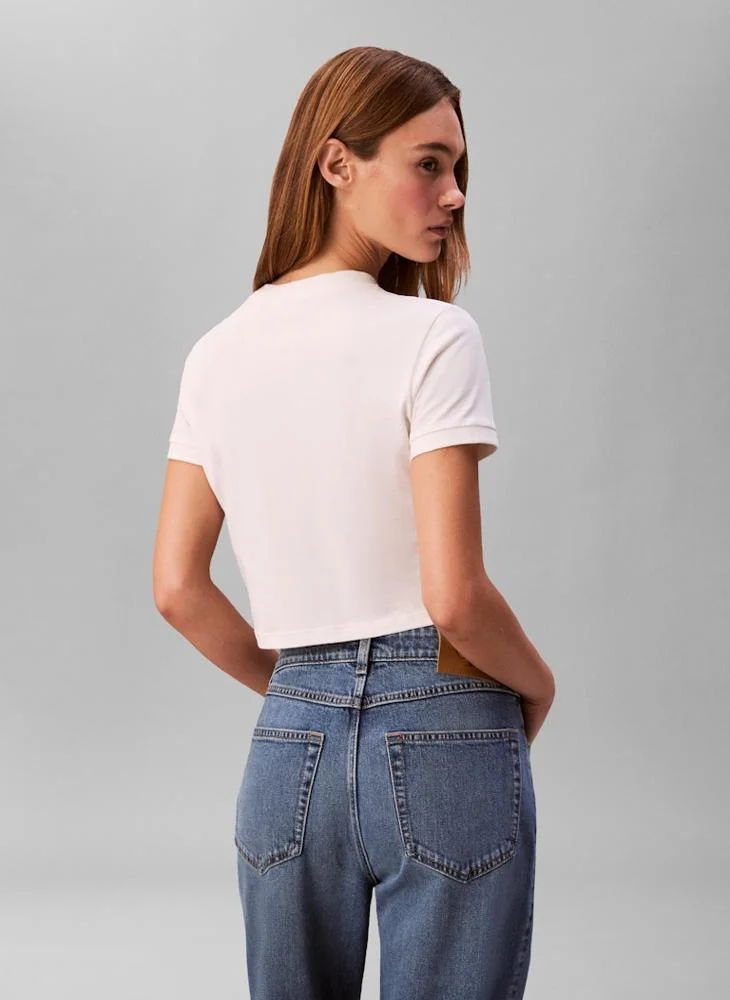 كالفن كلاين جينز تيشيرت بياقة دائرية برسومات