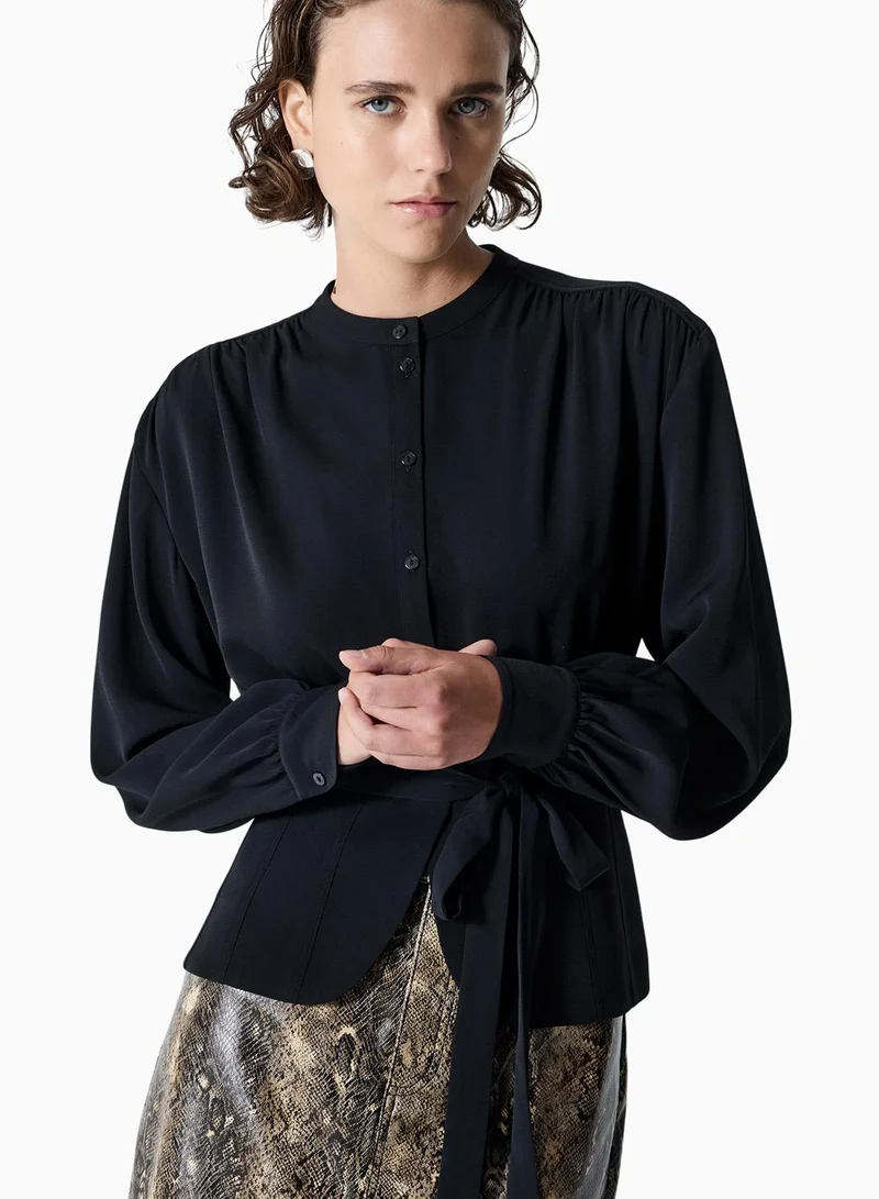 فرنش كونكشن قميص أريزو بأكمام طويلة وربطة خصر