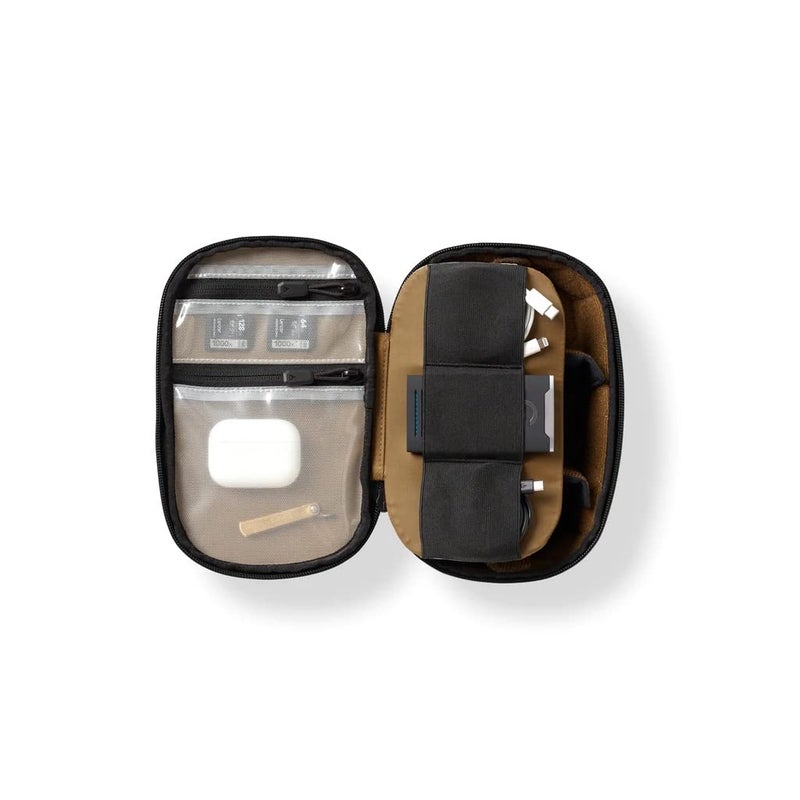 NOMATIC منظم التقنية NOMATIC McKinnon - منظم إلكترونيات لأساسيات السفر - حقيبة تنظيم الكابلات وحقيبة التقنية - حقيبة سفر متعددة الاستخدامات وحقيبة تخزين لمعدات الكاميرا (أسود) - Image 4