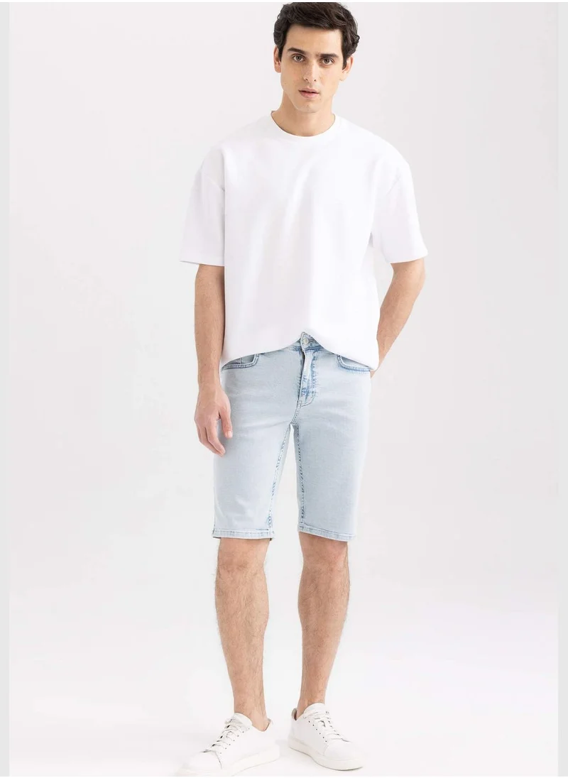 ديفاكتو Man Skinny Fit Denim Bermuda