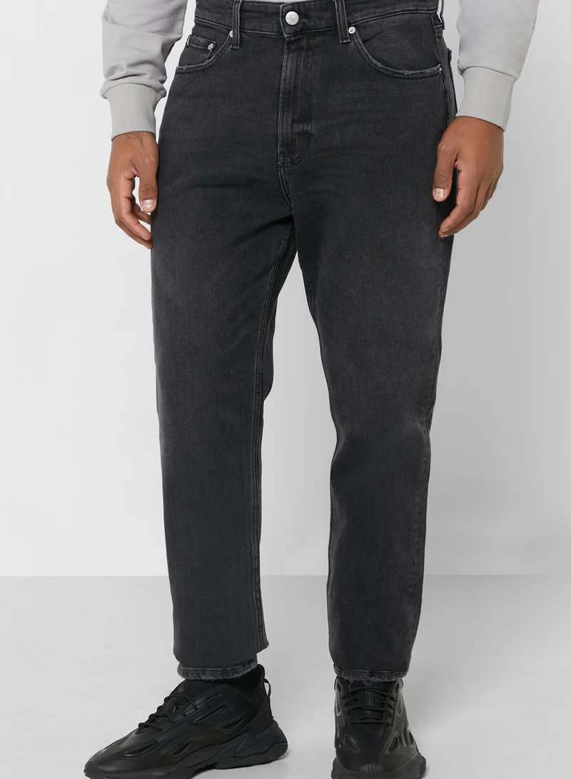 CALVIN KLEIN Rinse Tapered Fit Jeans