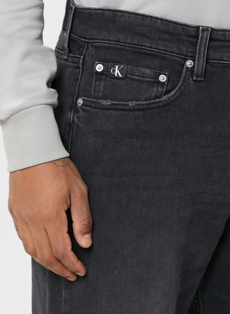 CALVIN KLEIN Rinse Tapered Fit Jeans
