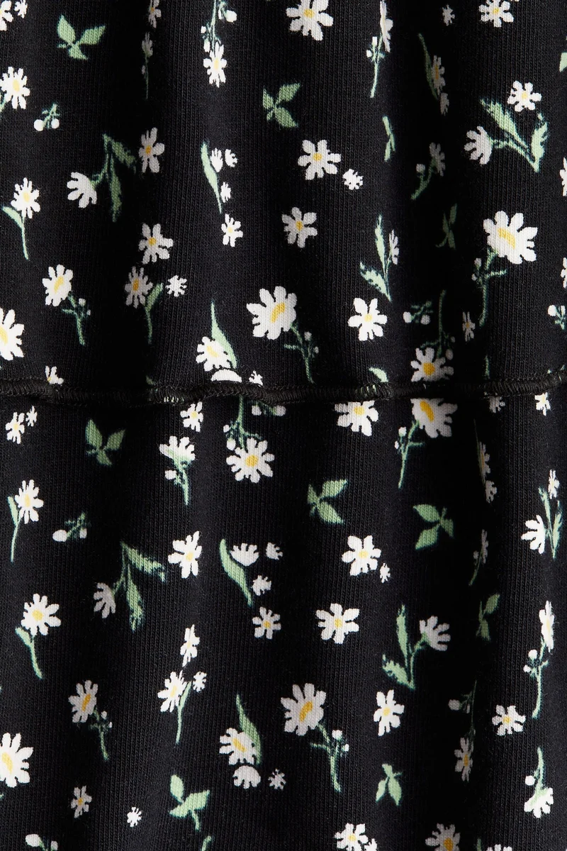 اتش اند ام تنورة بطبقات مع خصر مطوي