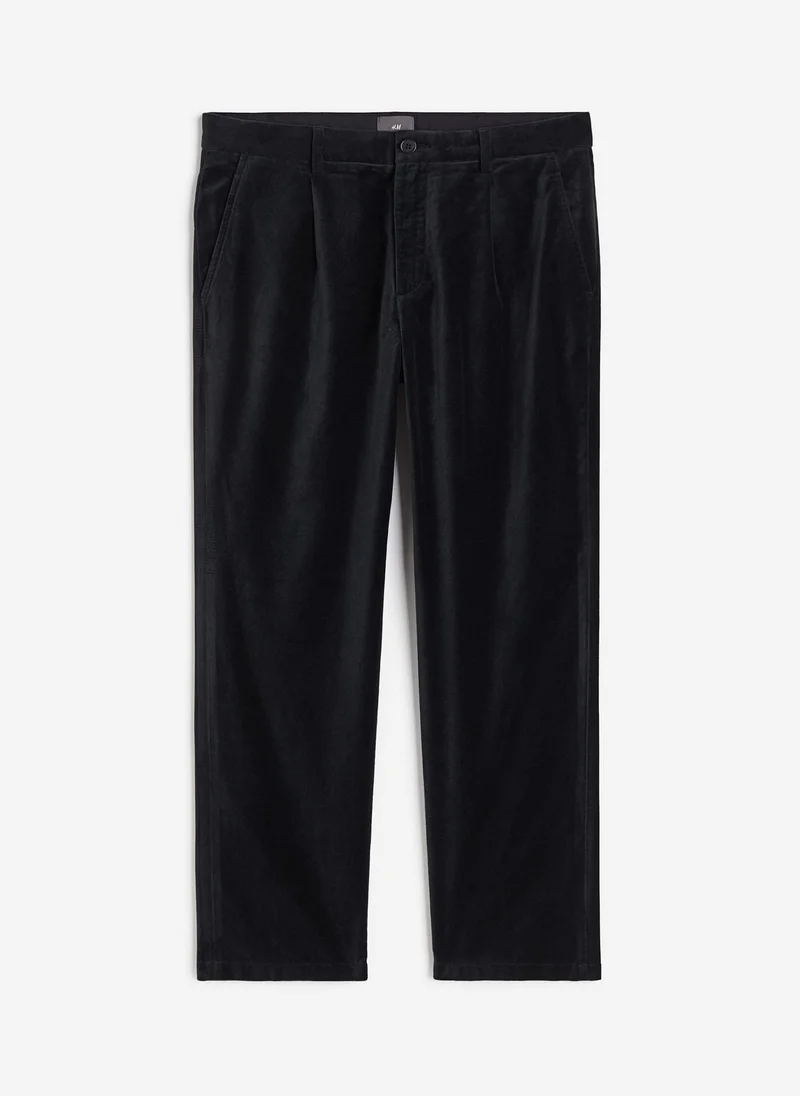 H&M Regular Fit Velvet Trousers