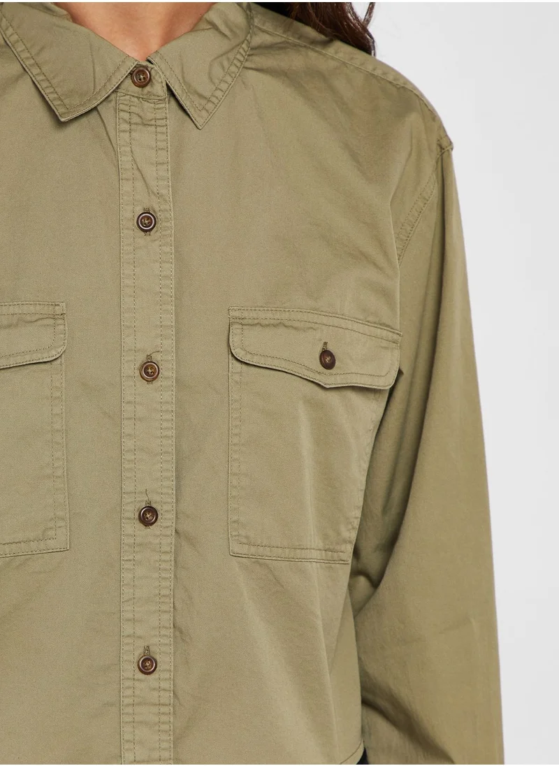 FOREVER 21 Button Down Cropped Shirt