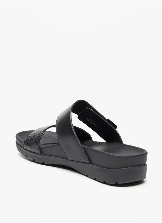 لو كونفورت Women's Textured Slip-On Sandals