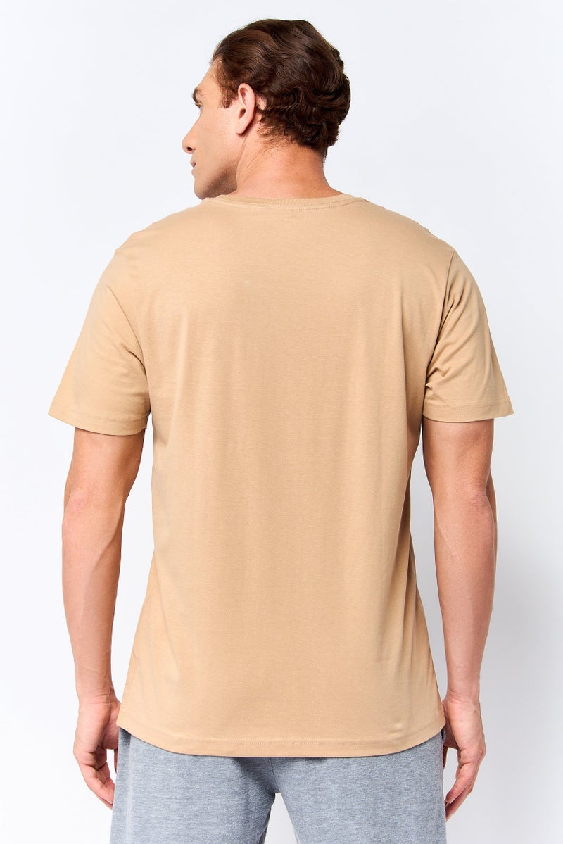 Hurley تي شيرت رياضي للرجال بقصة ضيقة وأكمام قصيرة للأنشطة الخارجية، بني - Image 4