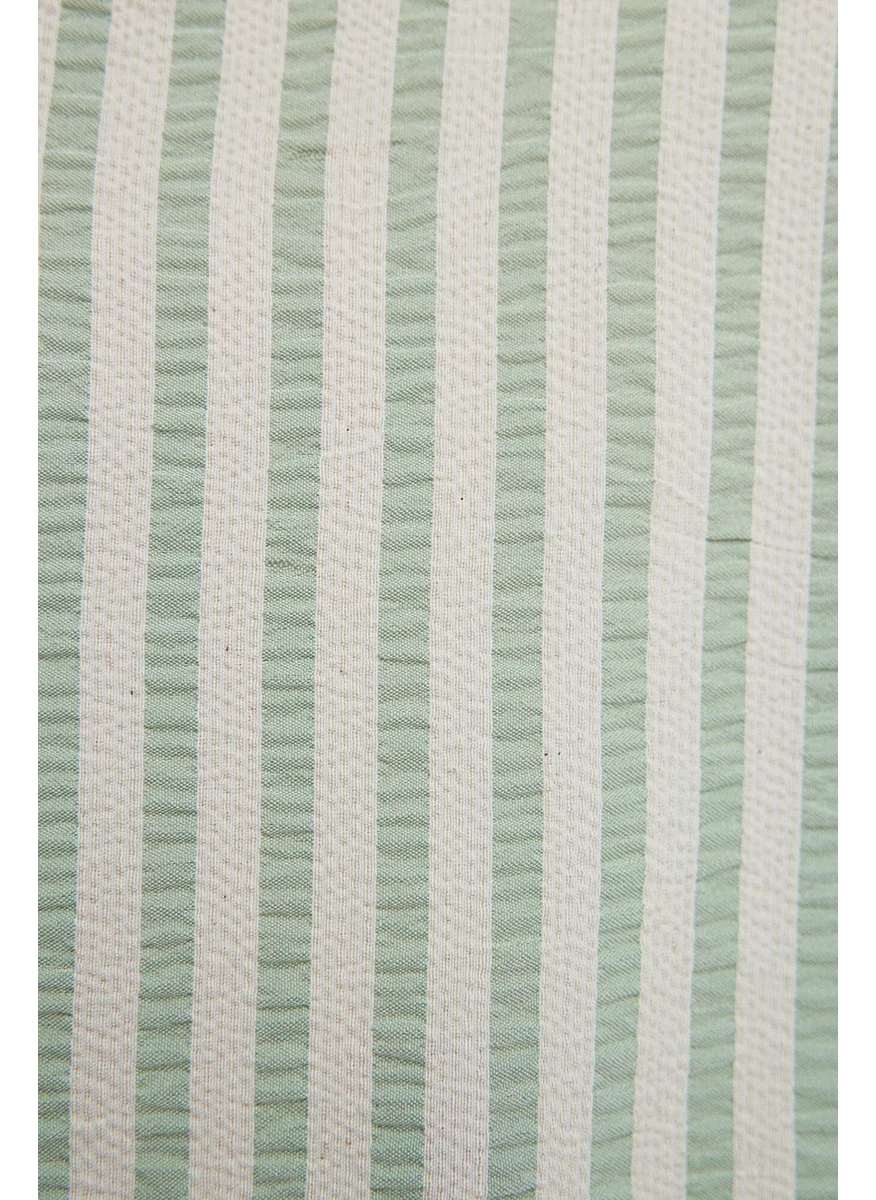 تاتشي Button Detailed High Collar Blouse