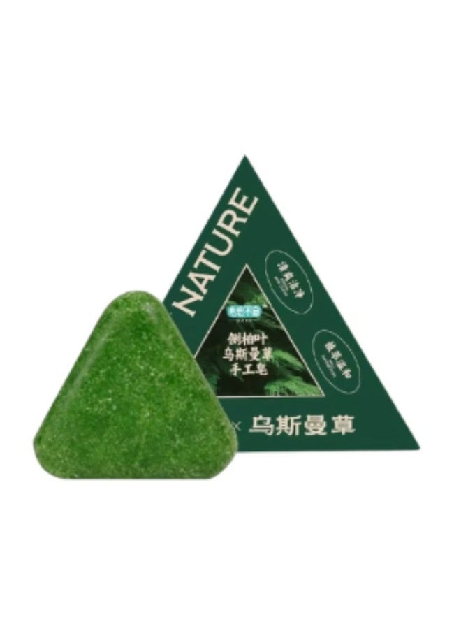 The Green Triangle soap contains 12 herbs that are 100% natural to nourish the hair and combat dandruff.
