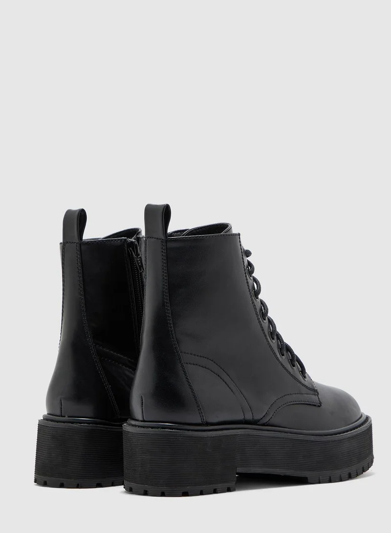 TOPSHOP Oslo Chunky Lace Up Boot