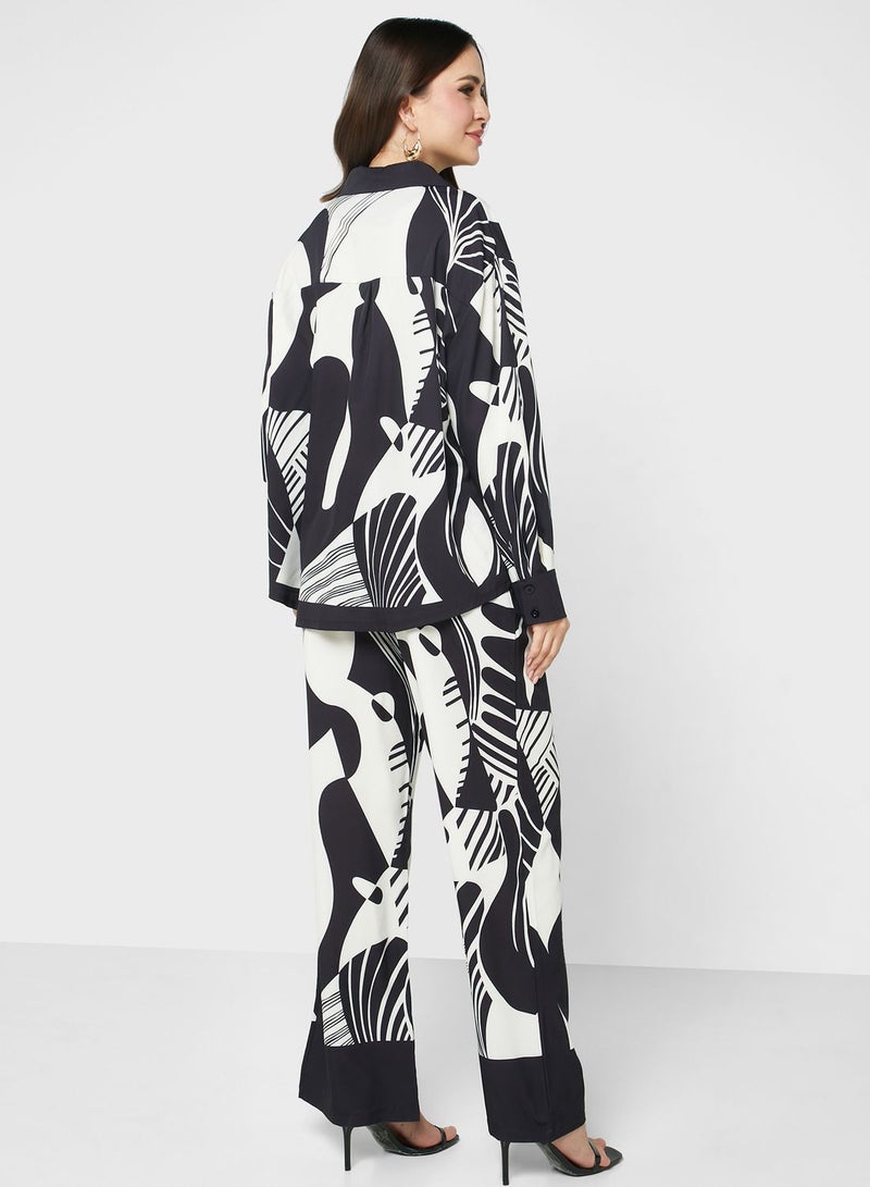 ايلا طقم بلوزة وبنطلون مطبوع - Image 2