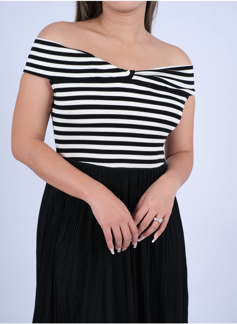 ONLY - Women’s Maxi-length Stripes Off Shoulder Dress in Black - Image 1