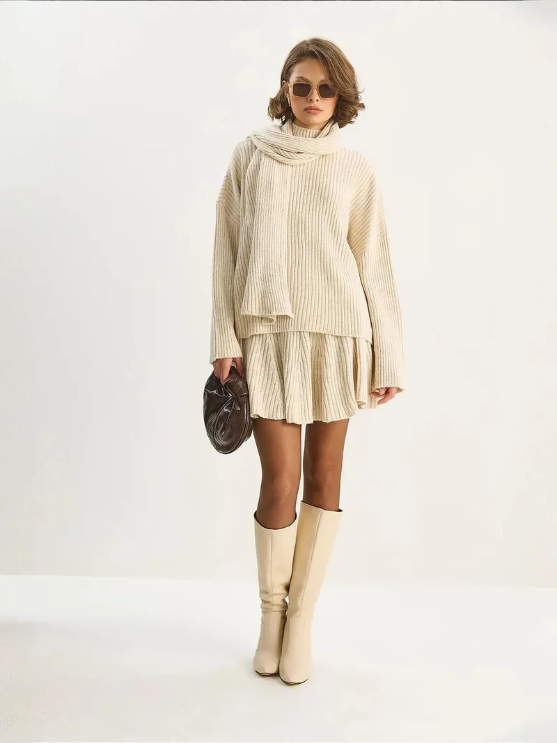 بيانكو لوتشي طقم ملابس محبوكة بياقة شال من لوكسي