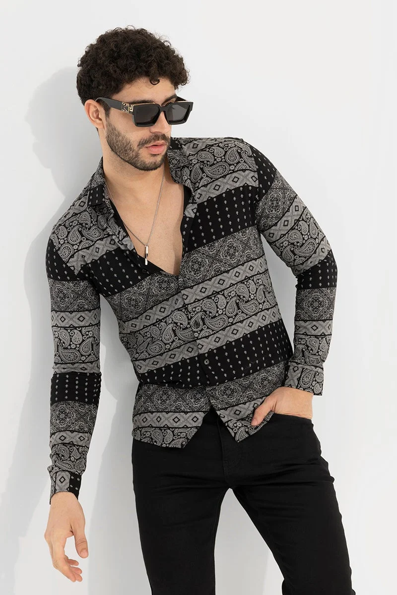 سنيتش قميص أسود بوهيمي فني