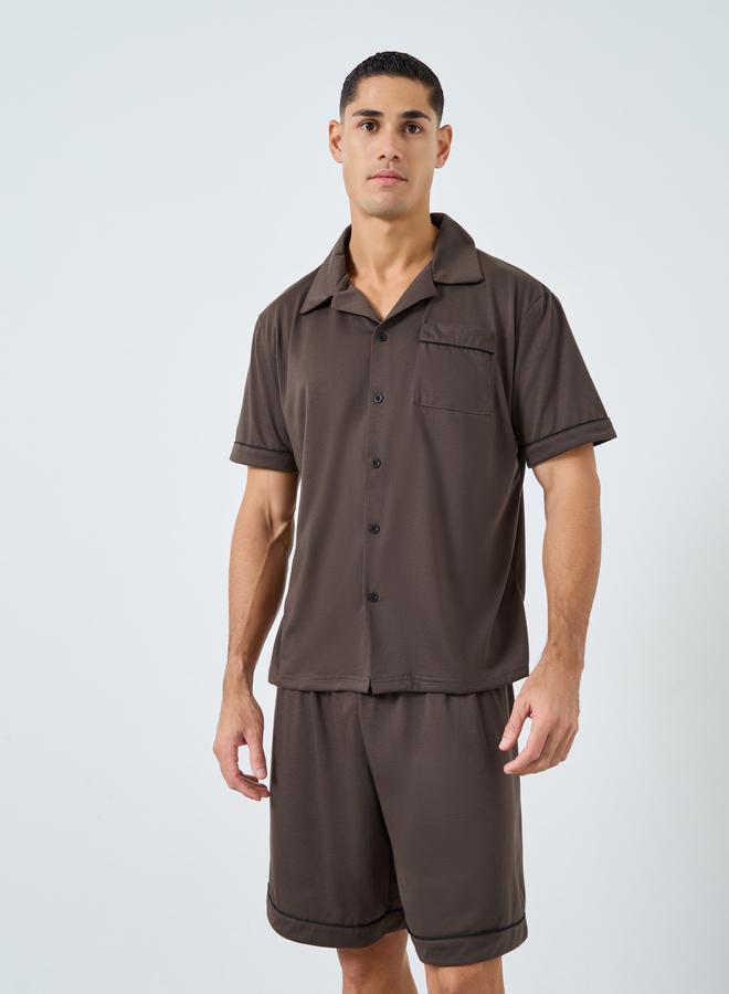 Styli Men Relaxed Fit Solid Shirt and Shorts Set - Image 2