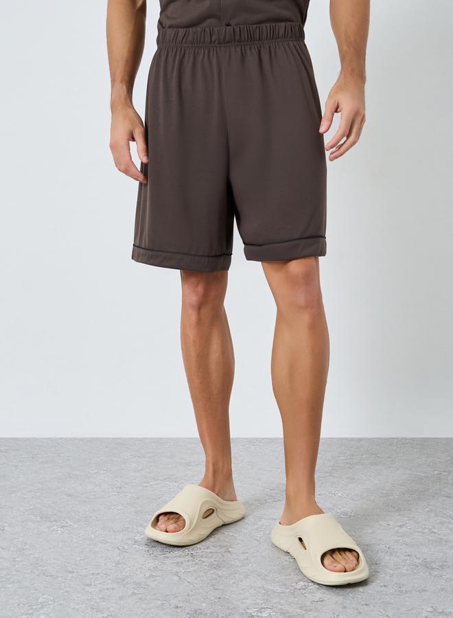 Styli Men Relaxed Fit Solid Shirt and Shorts Set - Image 4