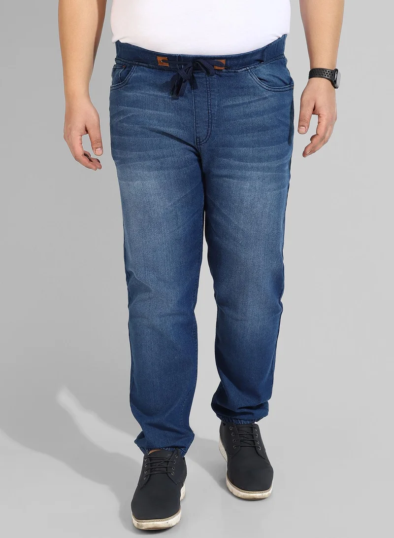 انستافاب بلس بنطال جينز رجالي كلاسيكي باللون الأزرق متوسط الغسل من قماش الدنيم