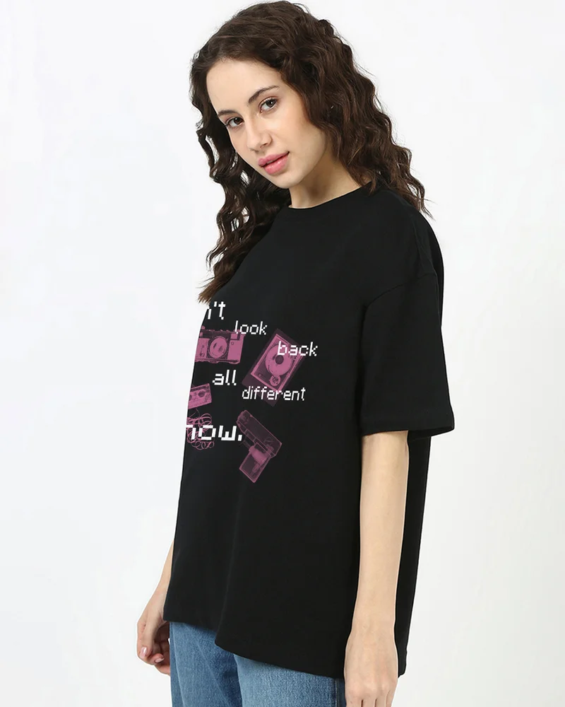 بيواكوف Women's Black Don't Look Back Graphic Printed Oversized T-shirt