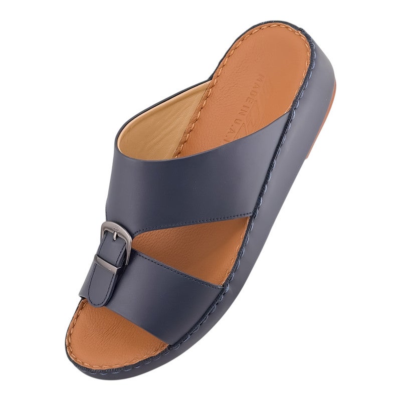 إيت صندل عربي يدوي الصنع للرجال من AET | شبشب رجالي خارجي | شبشب مفتوح من الأمام للاستخدام اليومي | جلد عربي أصلي ناعم مع ابزيم| تصميم عربي جديد| نعل داخلي بني| مريح وخفيف الوزن - Image 3