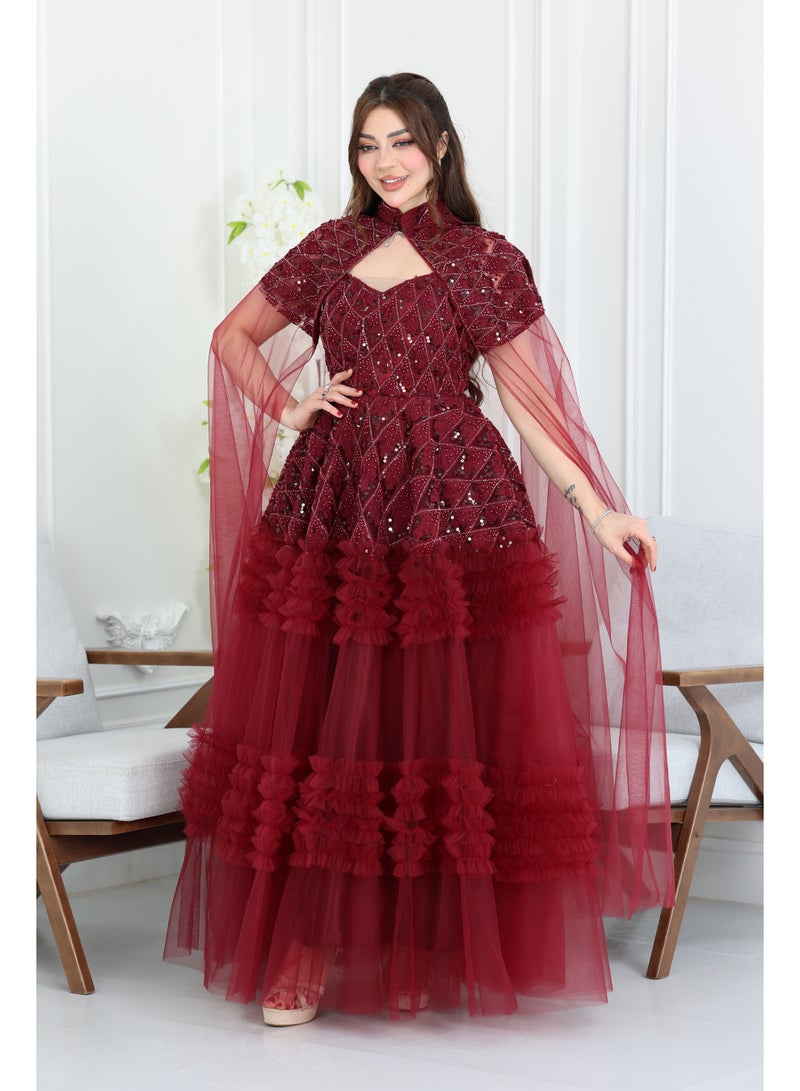 المصمم الحديث فستان سهرة شك فاخر بتصميم يتميز بـ تطريز شك يدوي على كامل الصدر والخصر، وهذا الشغل المتقن مع اللمعة الخفيفة هي اللي تخلي الفستان قطعة فنية - Image 3