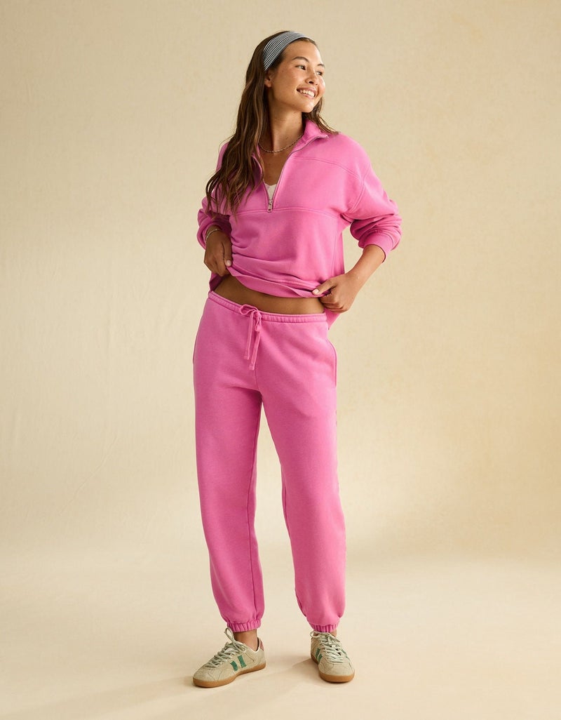 American Eagle AE Everyday Luxe Low-Rise Baggy Jogger - Image 1