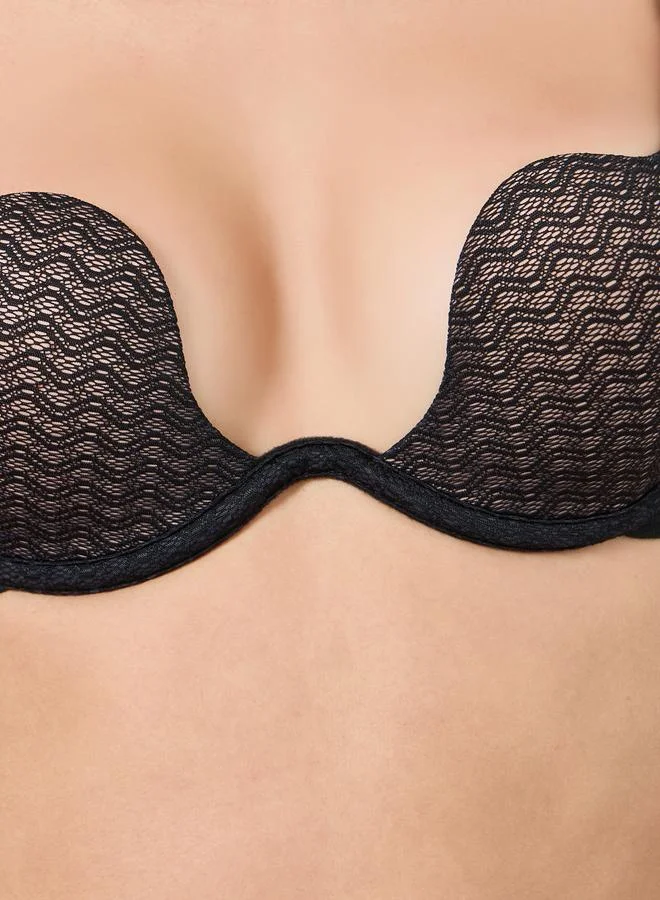 تايك تو صدرية مبطنة بياقة عميقة وتفاصيل دانتيل