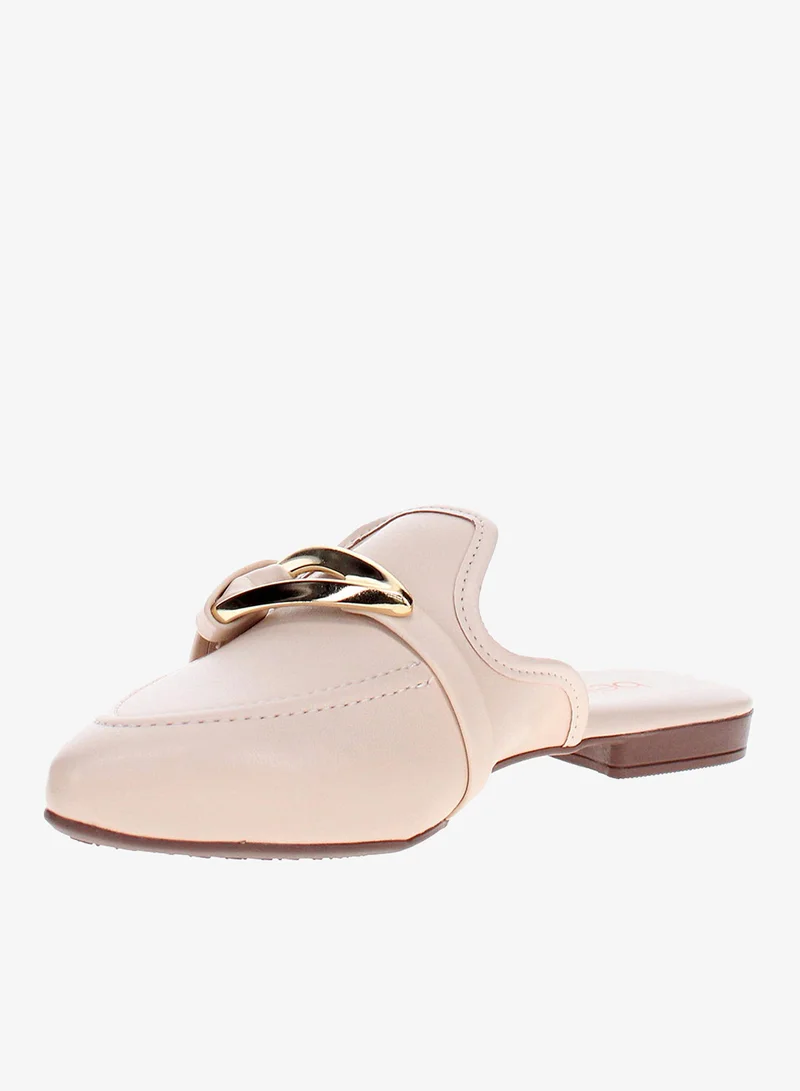 Beira Rio Cream Flat Shoes for Women – Stylish & Comfortable Everyday Footwear for Women | Best Price UAE